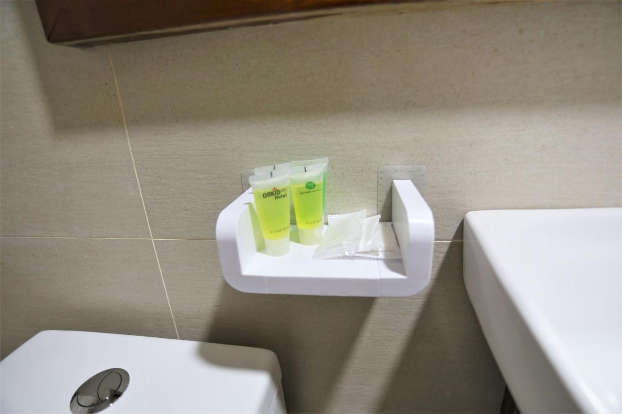La Isra At Kuala Lumpur Hotel Екстериор снимка